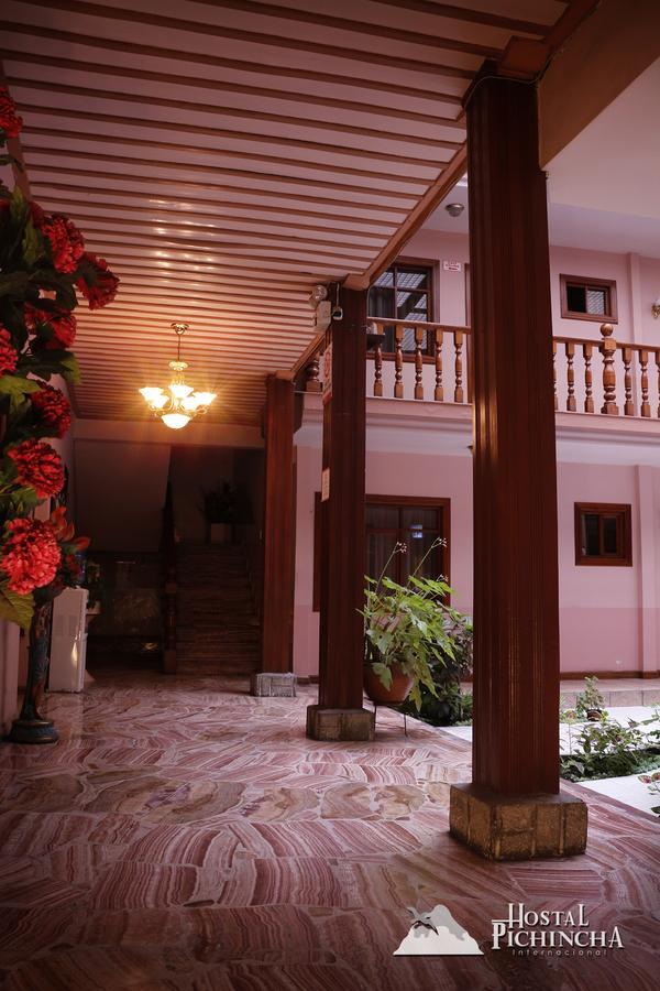 Hostal Pichincha Internacional Cuenca Exteriör bild