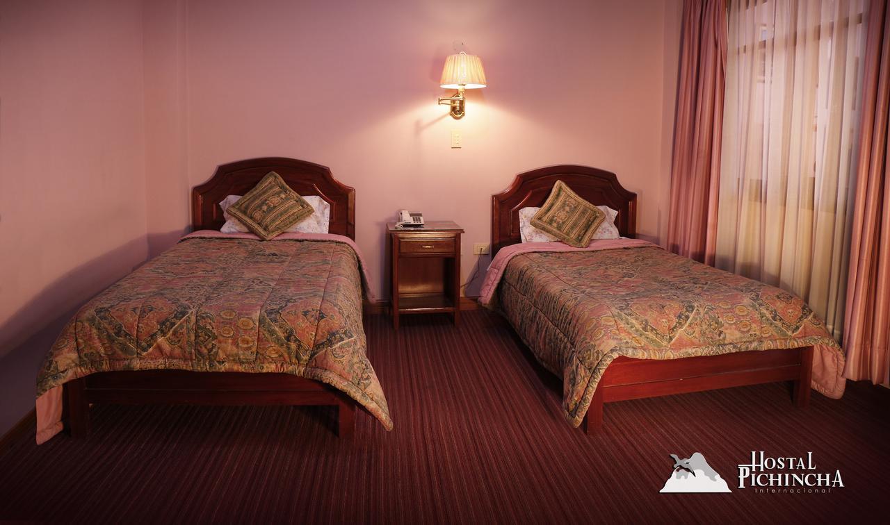 Hostal Pichincha Internacional Cuenca Exteriör bild